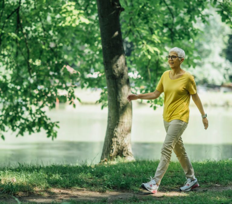Benefits Walking Has on Menopausal Symptoms
